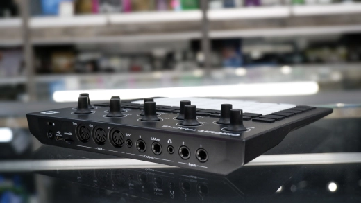 Novation - CIRCUIT TRACKS 2